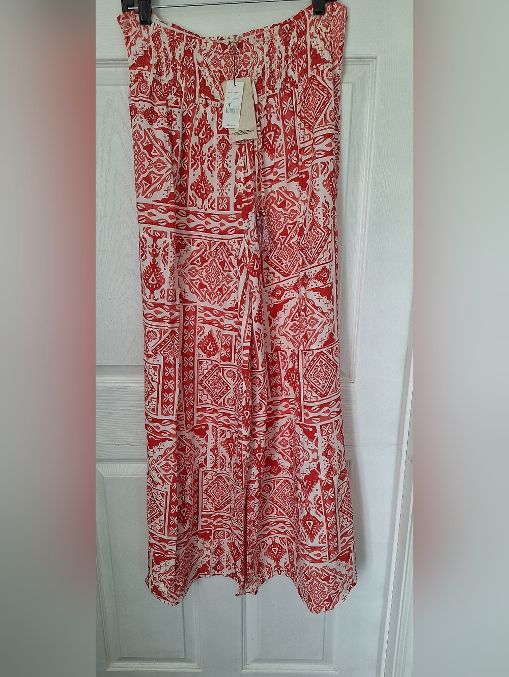 Salty Lemon Womens Pants Sz L Radiant Red White Boho Print Wide Leg Smocked NWT
